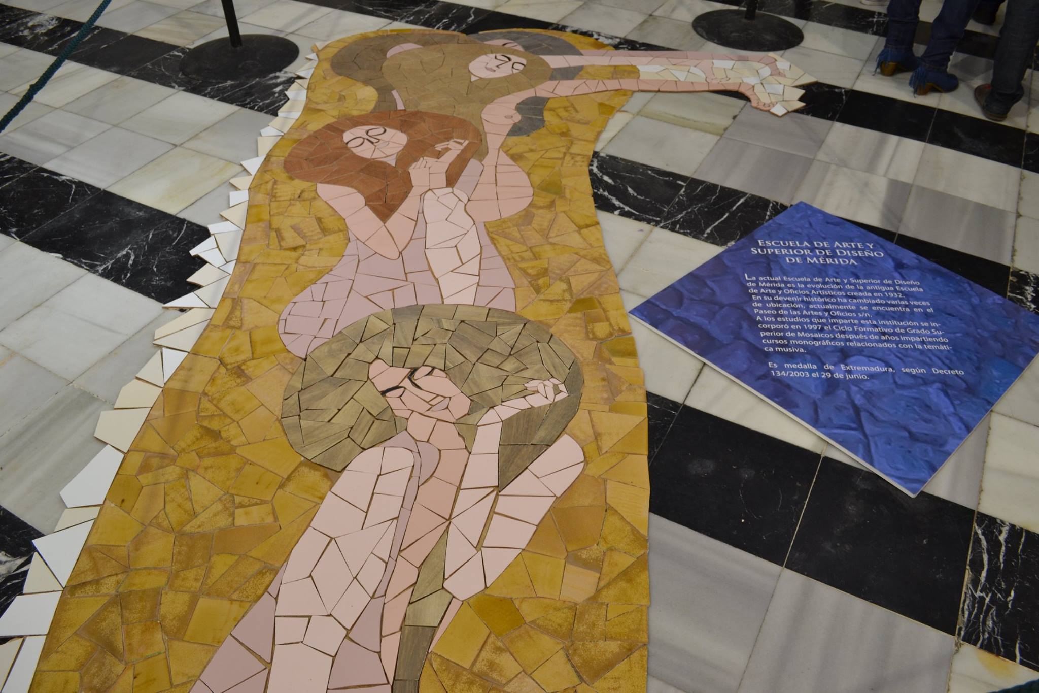 Horarios de visita a la exposición "Del mosaico a la cerámica mural"